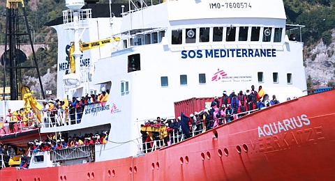 Nave ONG Aquarius